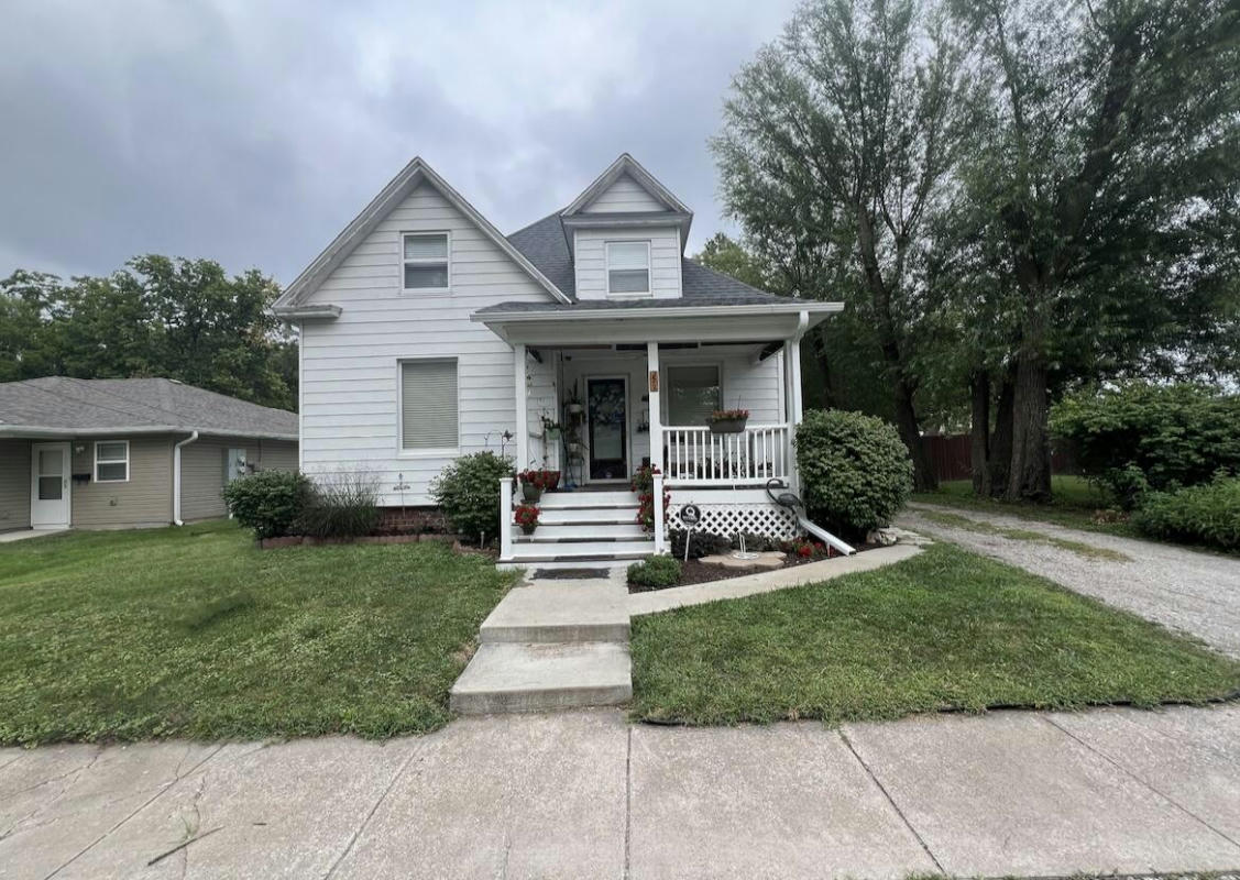 322 N MISSOURI ST, MEXICO, MO 65265, photo 1 of 21